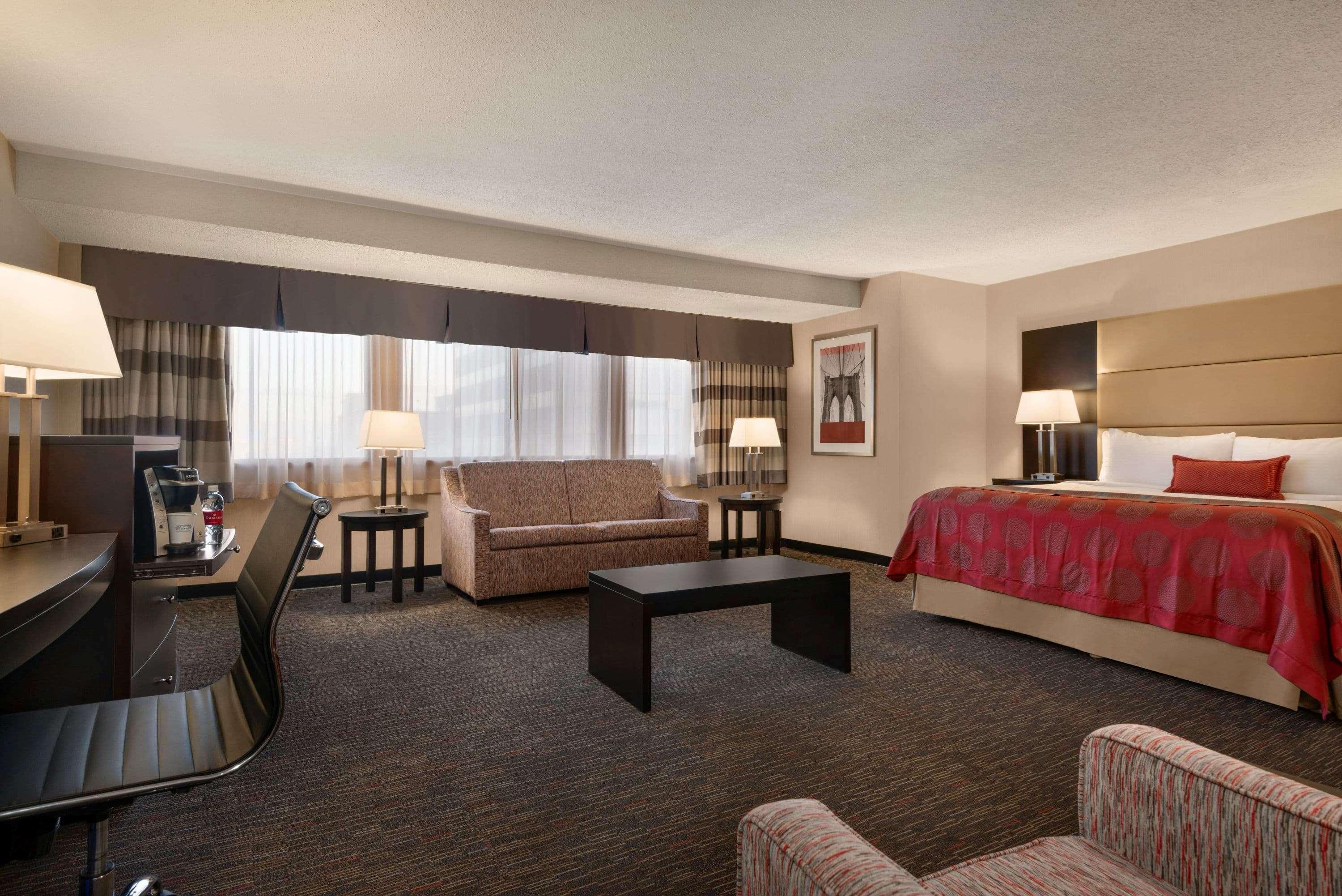 Hotel Ramada Plaza By Wyndham Regina Downtown Exteriér fotografie