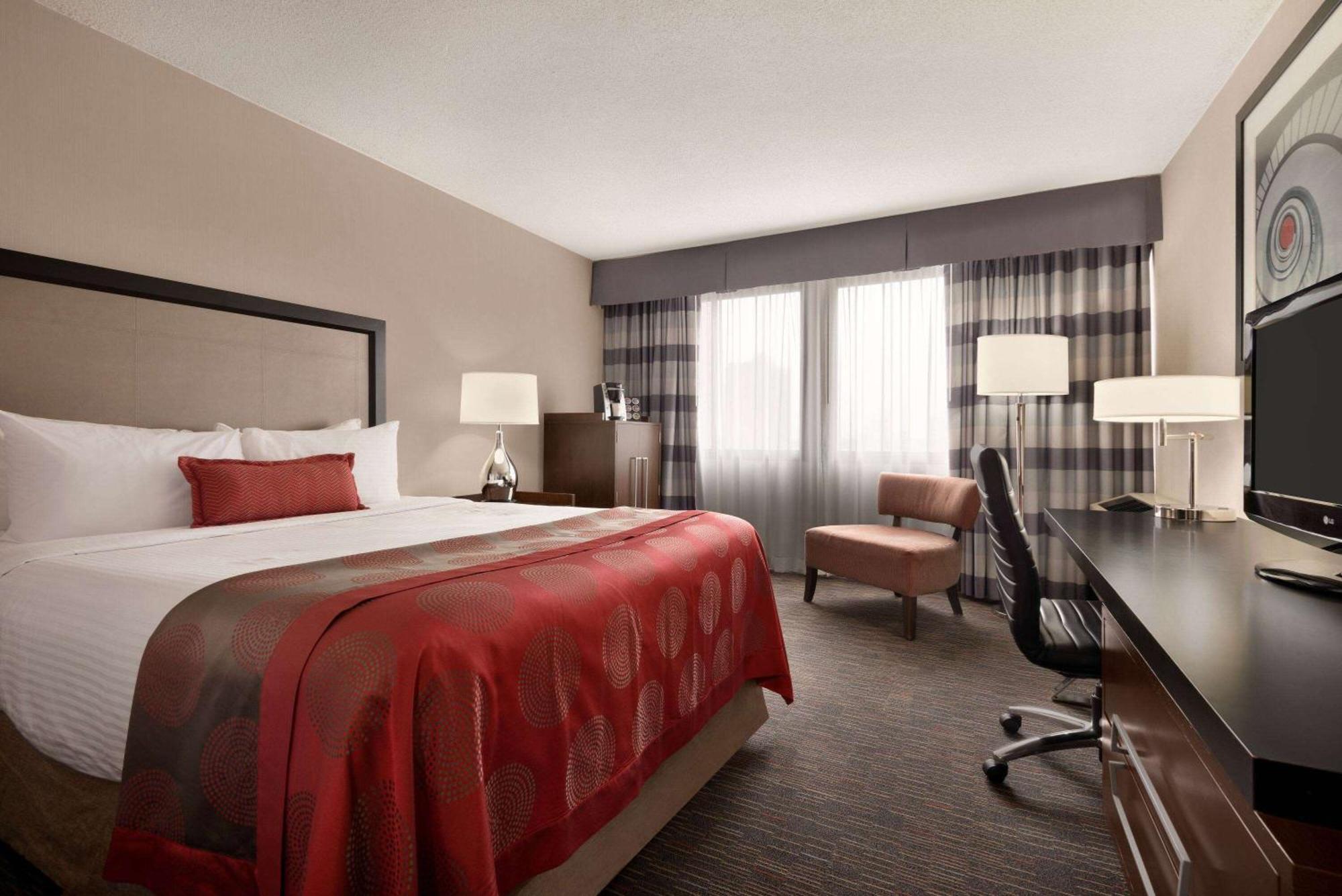 Hotel Ramada Plaza By Wyndham Regina Downtown Exteriér fotografie