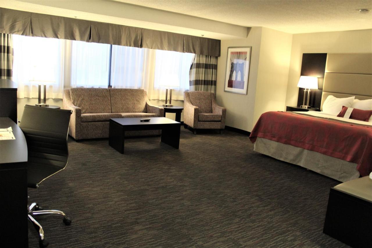 Hotel Ramada Plaza By Wyndham Regina Downtown Exteriér fotografie